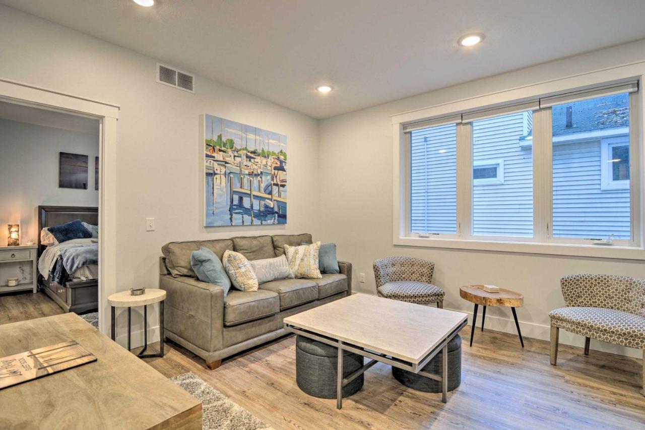 Modern Traverse City Condo About 1 Mi To Bay! エクステリア 写真