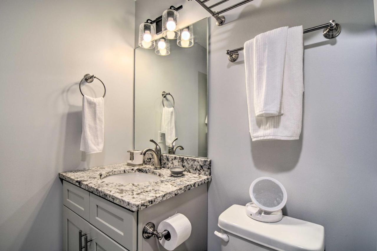 Modern Traverse City Condo About 1 Mi To Bay! エクステリア 写真