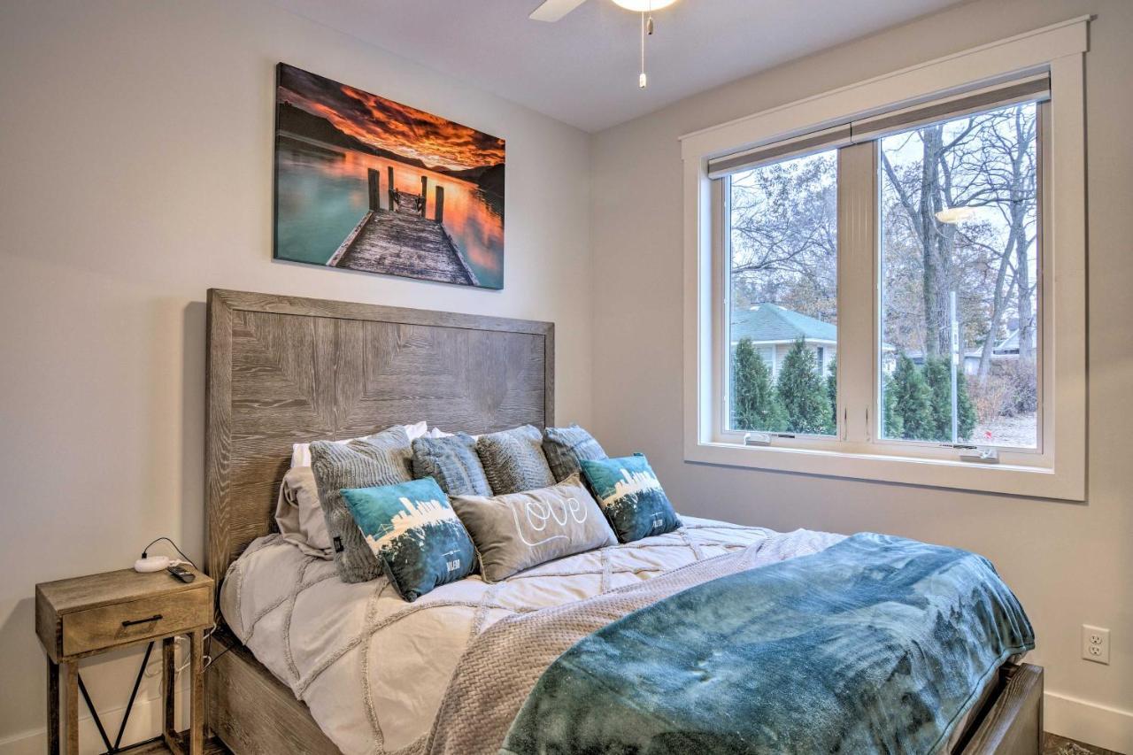 Modern Traverse City Condo About 1 Mi To Bay! エクステリア 写真